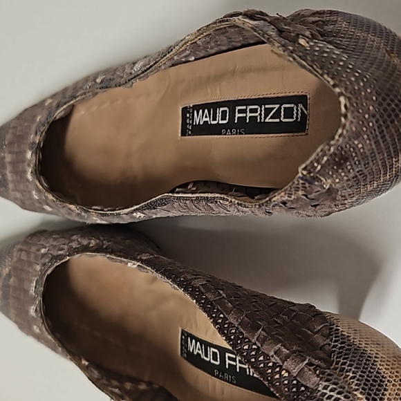 Shoes - Picture 4 of 4